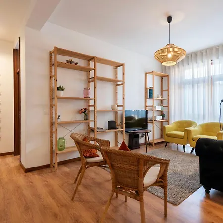 Botanic Jungle At Downtown Porto