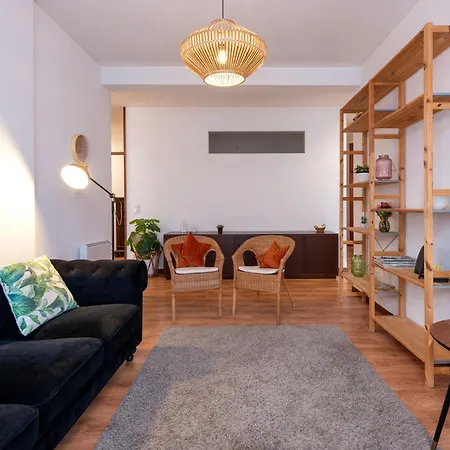 Botanic Jungle At Downtown *