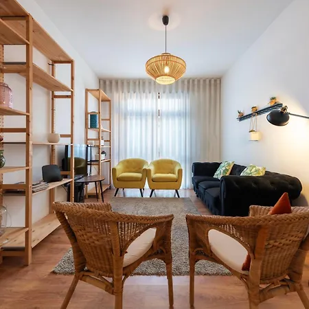 Botanic Jungle At Downtown